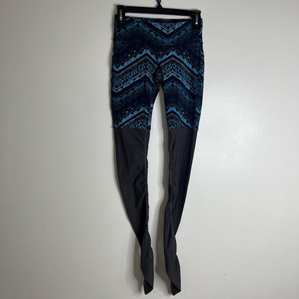 Alo Yoga Women's Blue Gray Geometric Print High Rise Leggings Size XS Yoga Gym - Picture 2 of 6